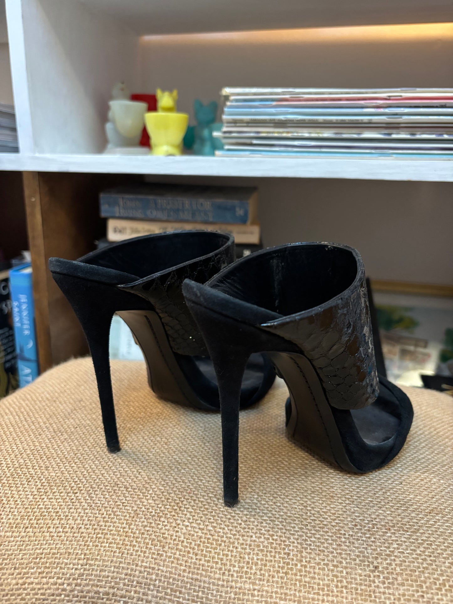 Giuseppe Zanotti Mules 35.5