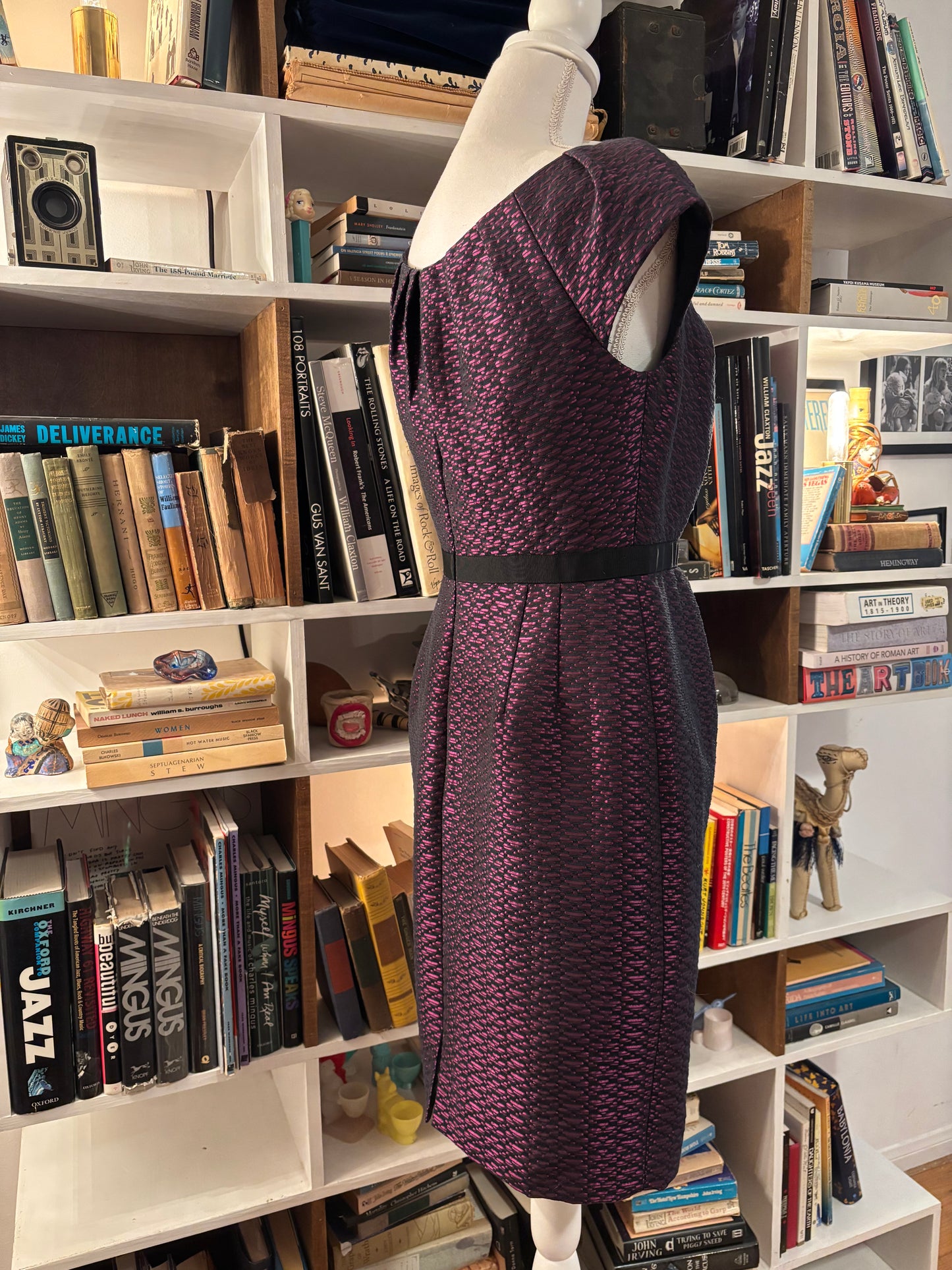 Carmen Marc Valvo Sheath Dress