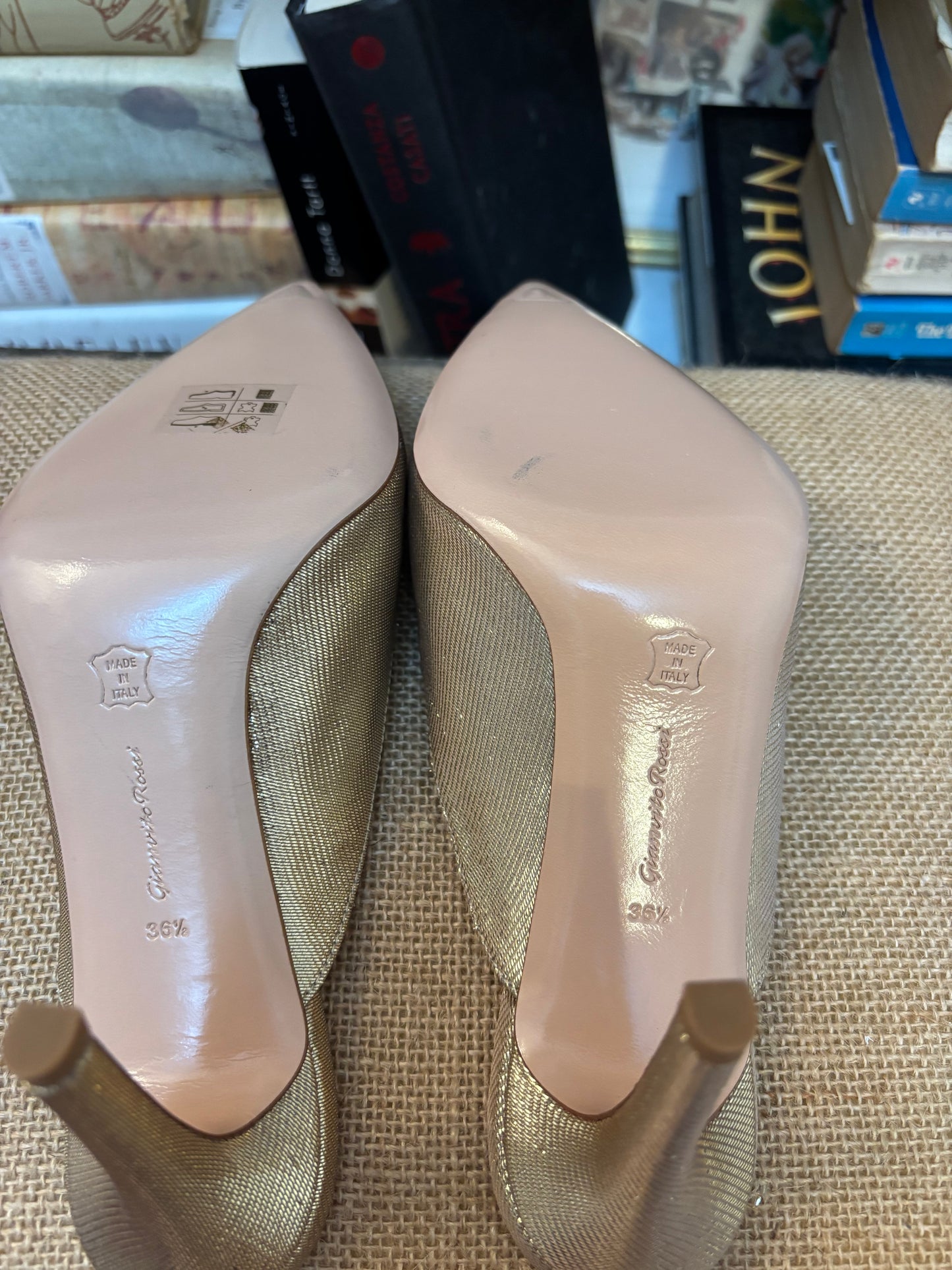 Gianvito Rossi Gold Mules 36.5