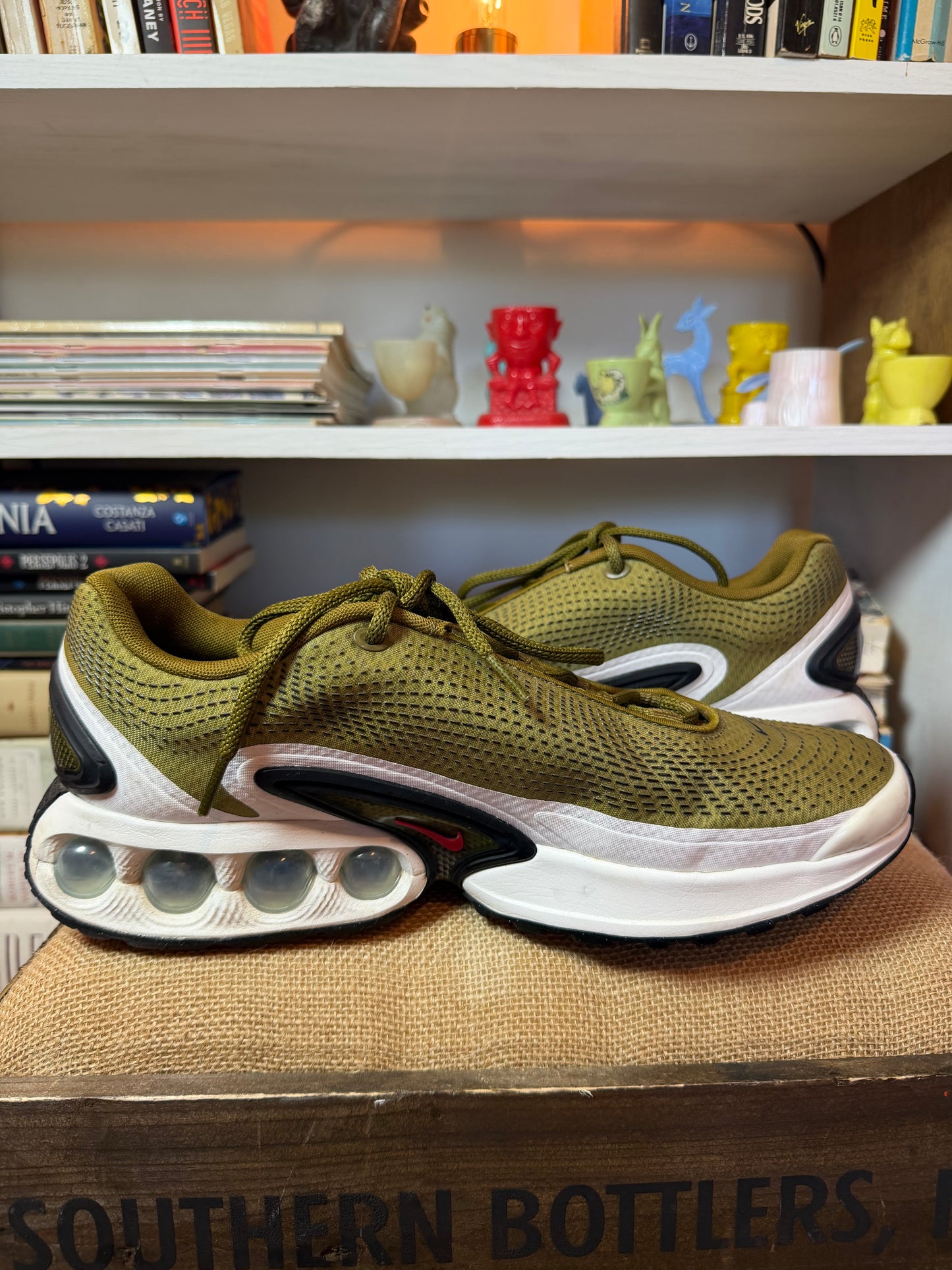 Nike Air Max Dn Olive Green Sneakers - Size 11