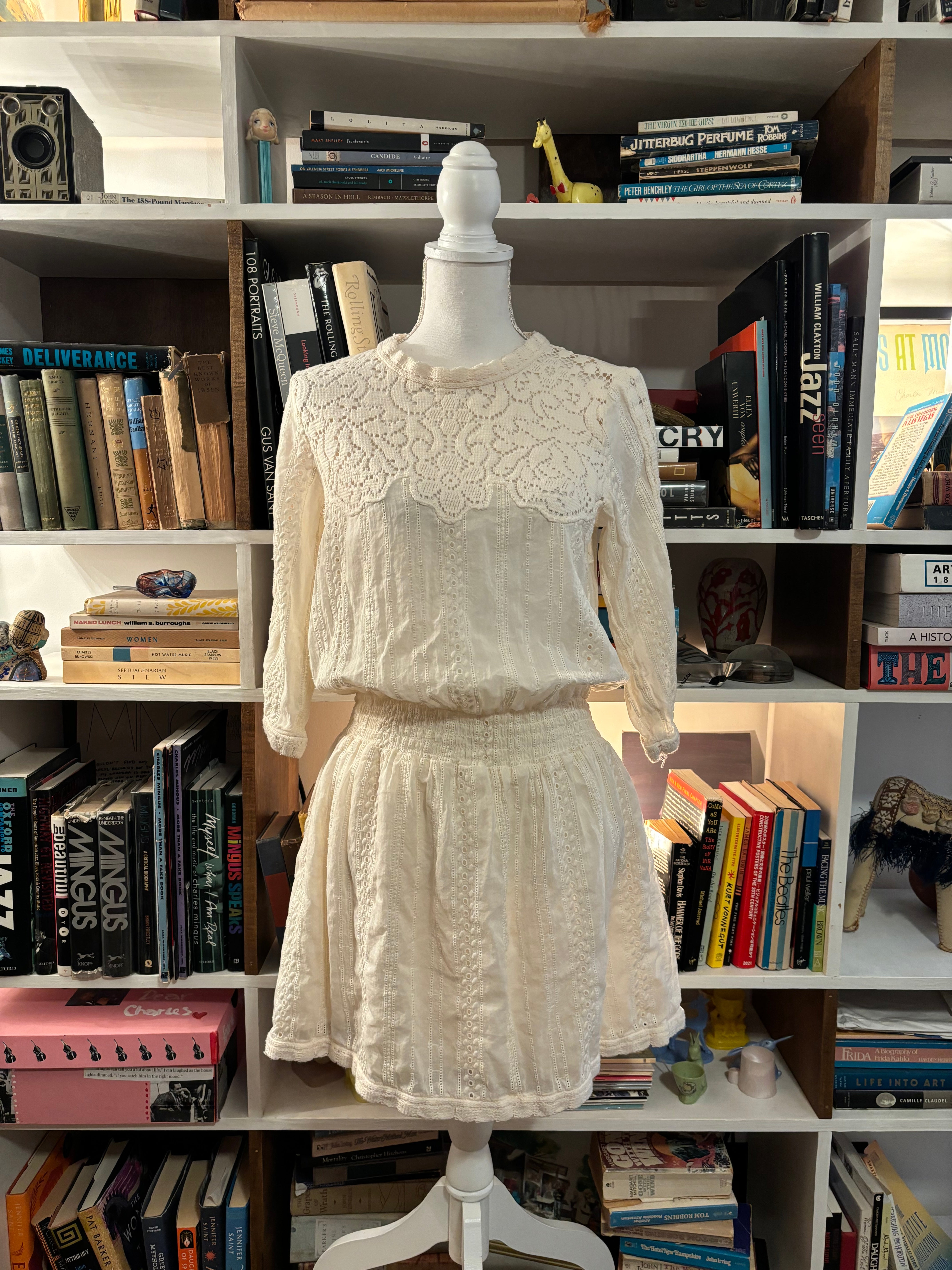 Sea New York Embroidered Dress – Stardust Archive