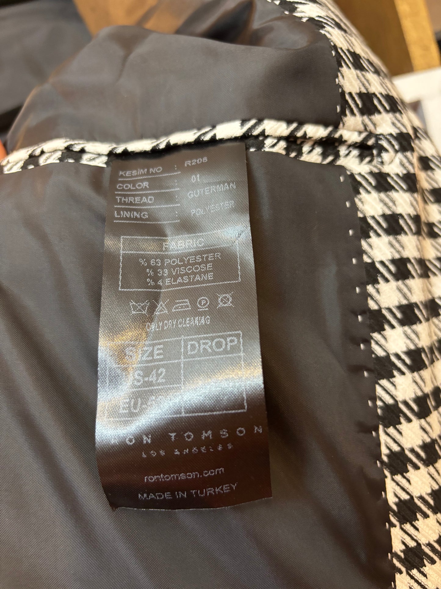 Ron Tomson Houndstooth Jacket