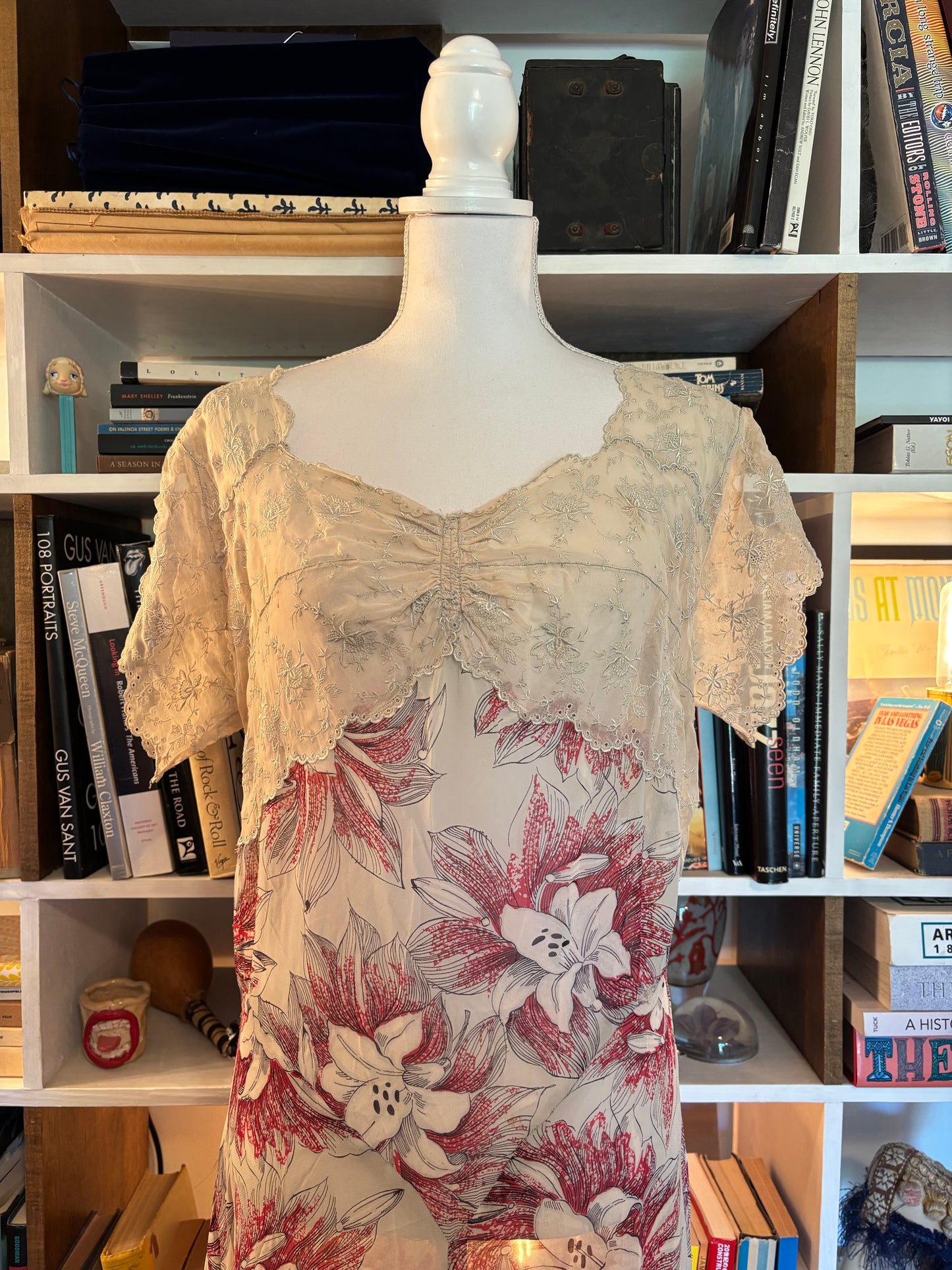 1940's Vintage Lace Floral Dress