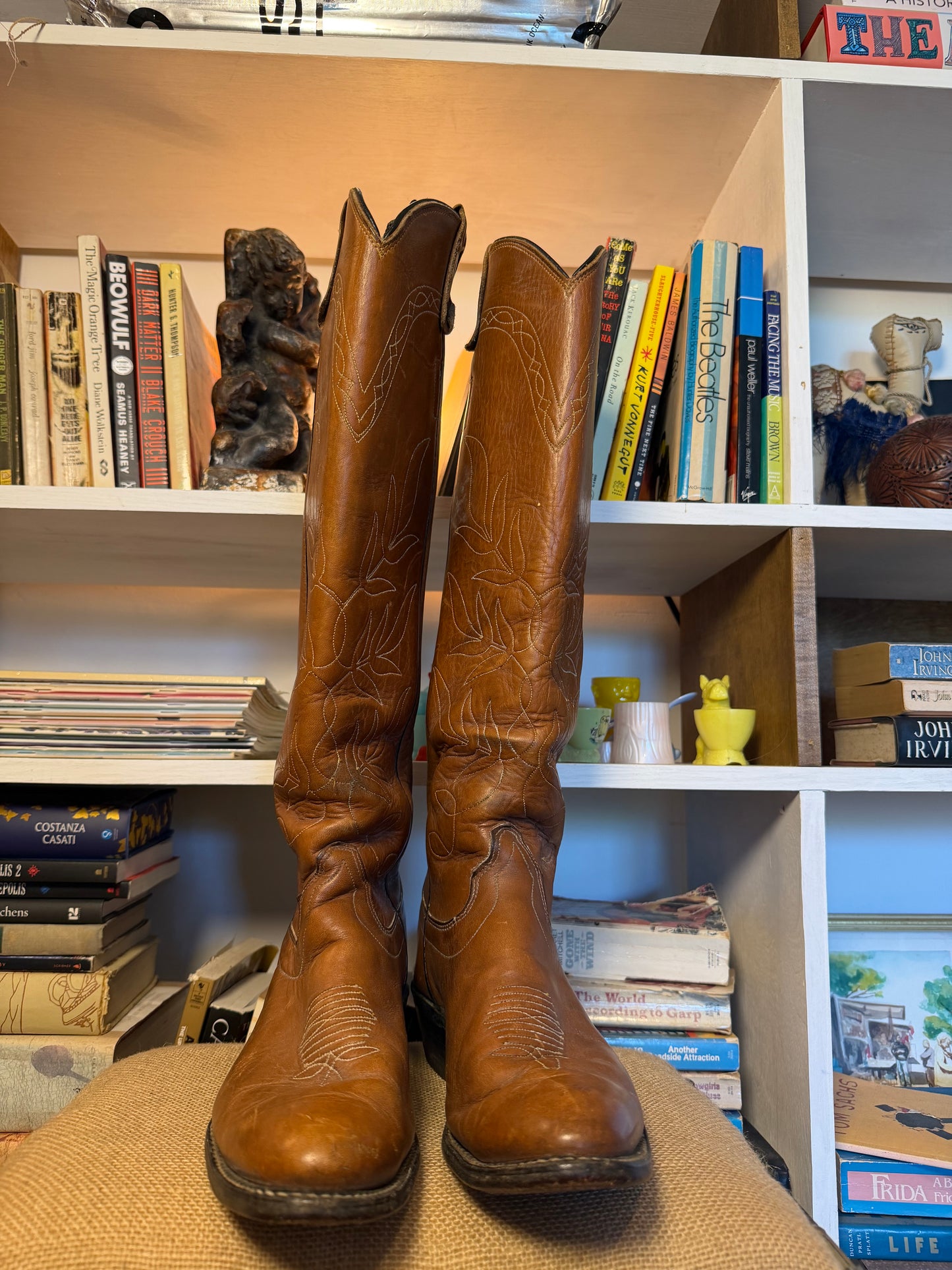 The Tackeria Vintage Mule Cowboy Boots 9.5