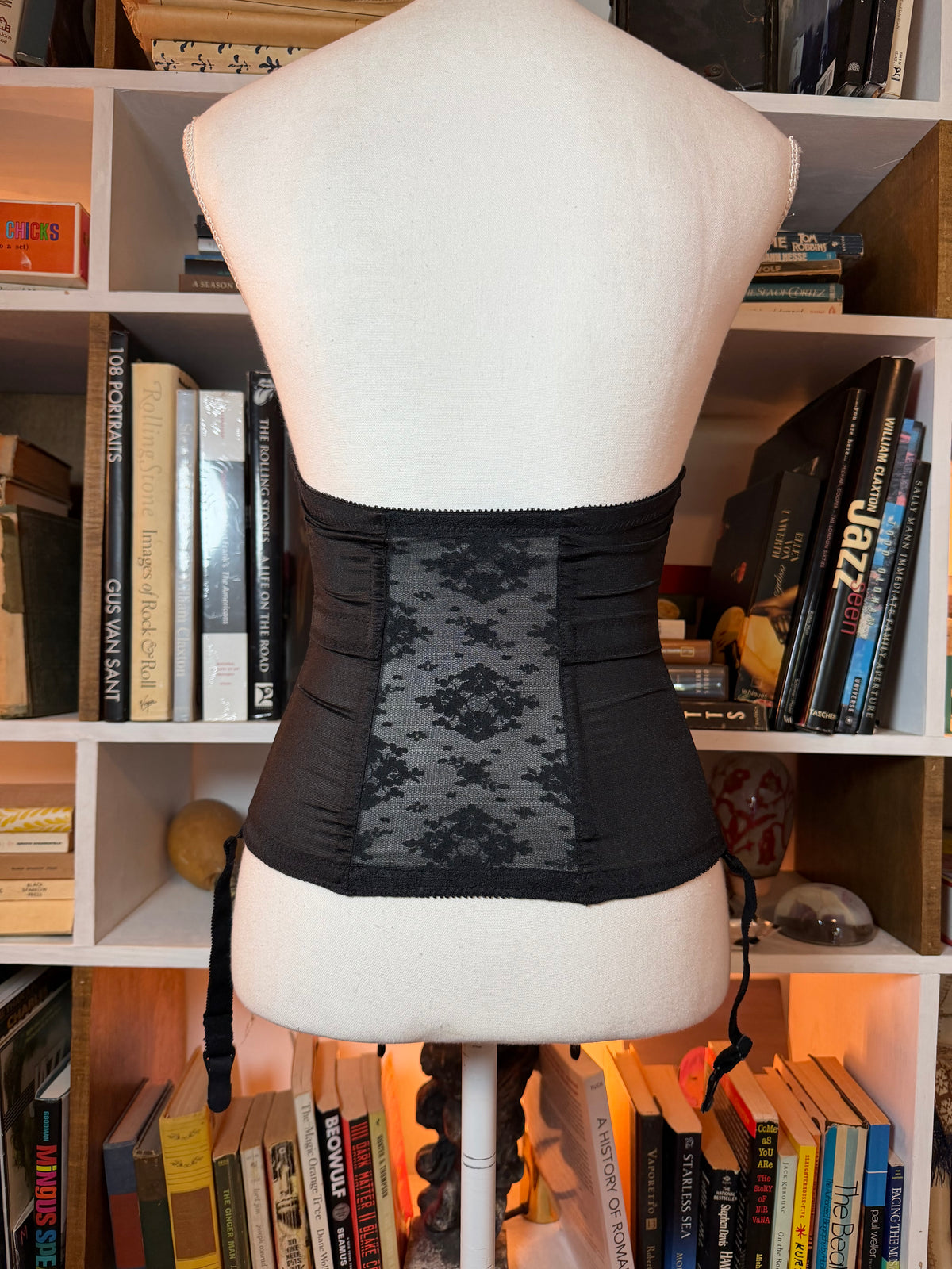 Simone Vintage Garter Belt 24