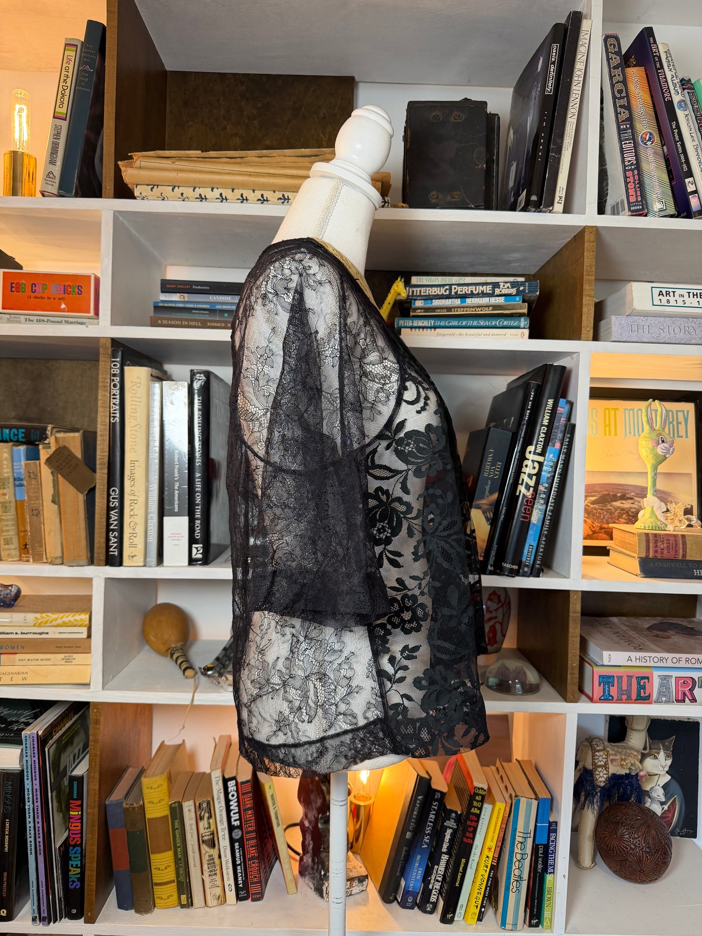 a detacher lace blouse