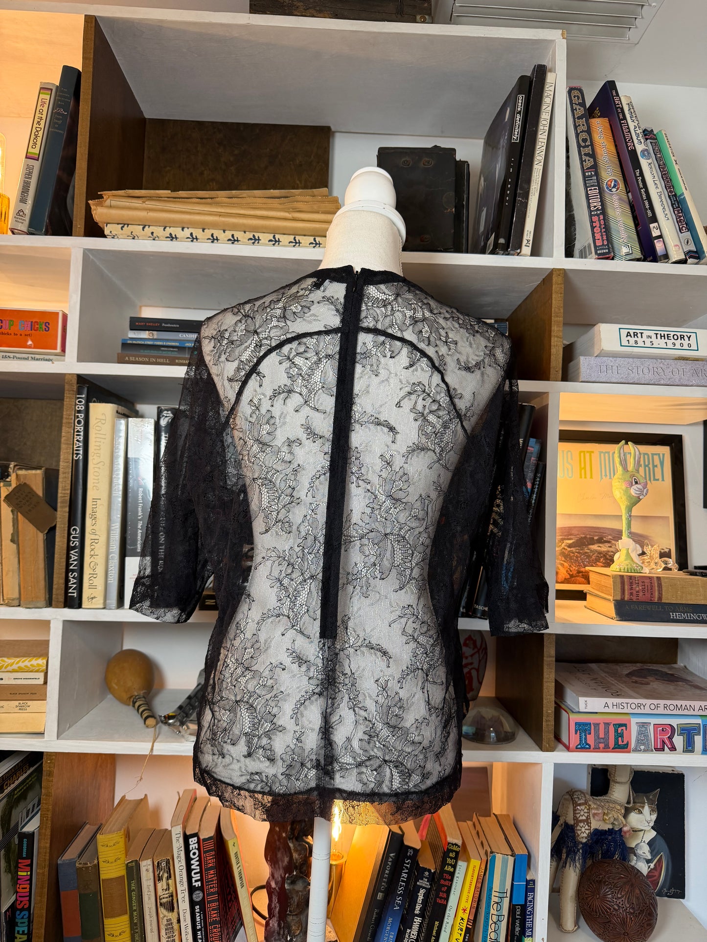 a detacher lace blouse