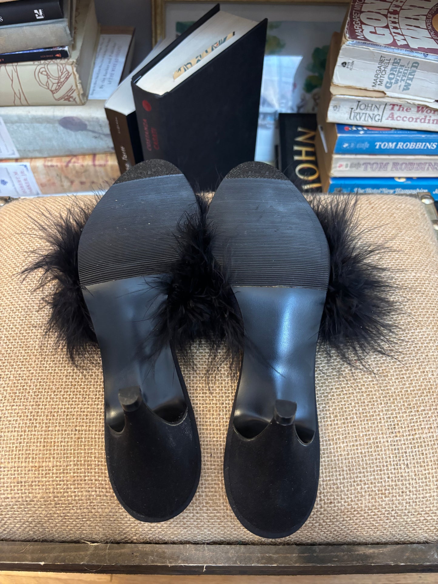 Jacques Levine Maribou Slippers 7.5