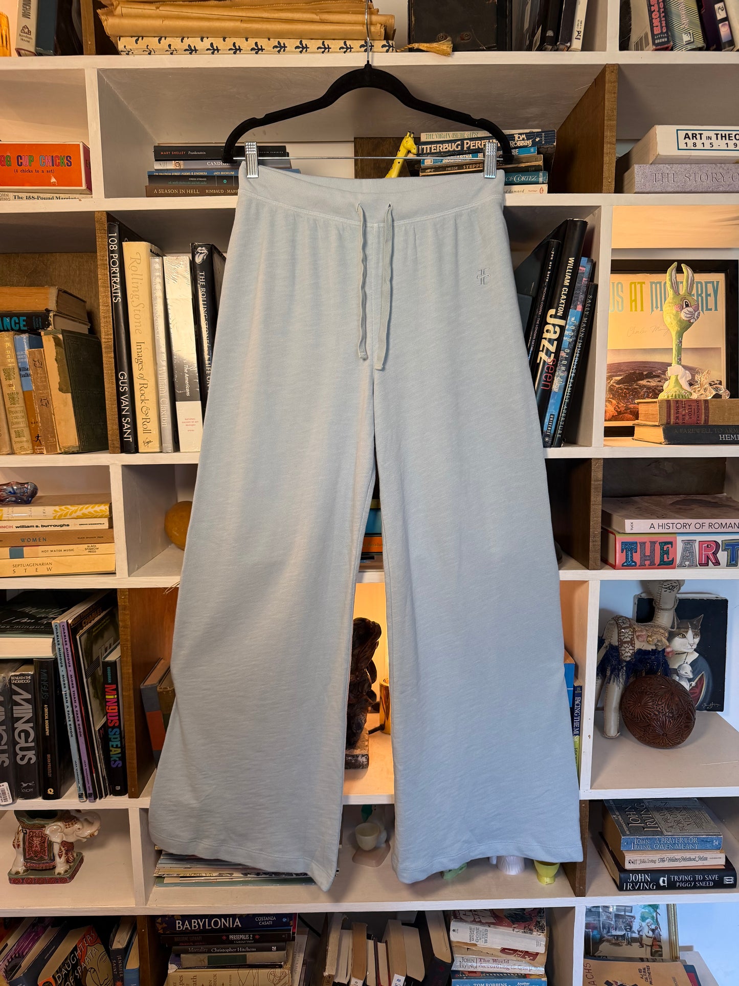Eterne Blue Sweats