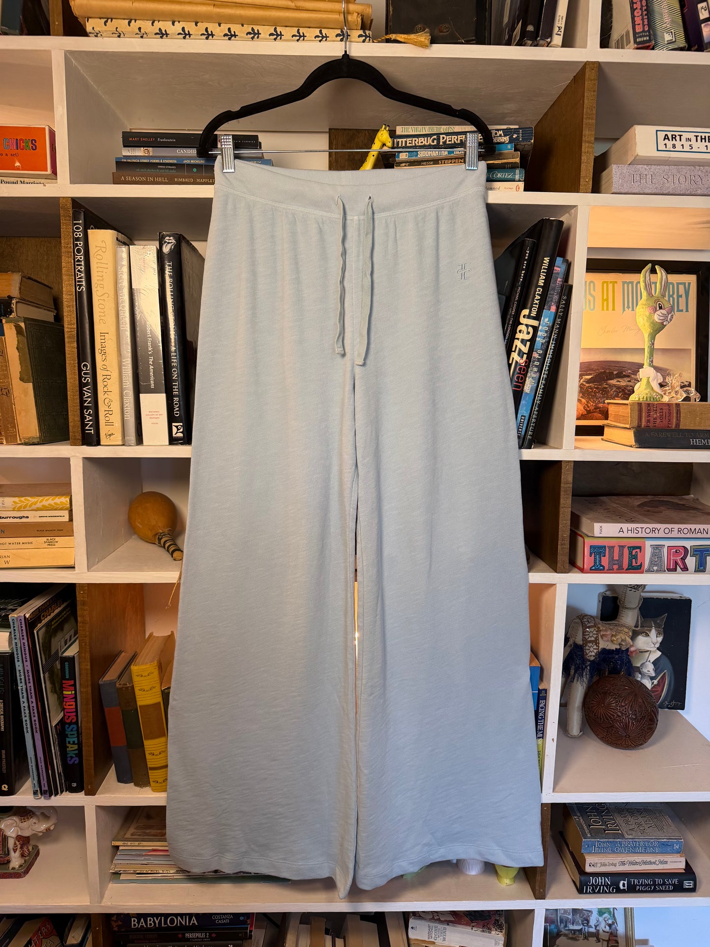 Eterne Blue Sweats