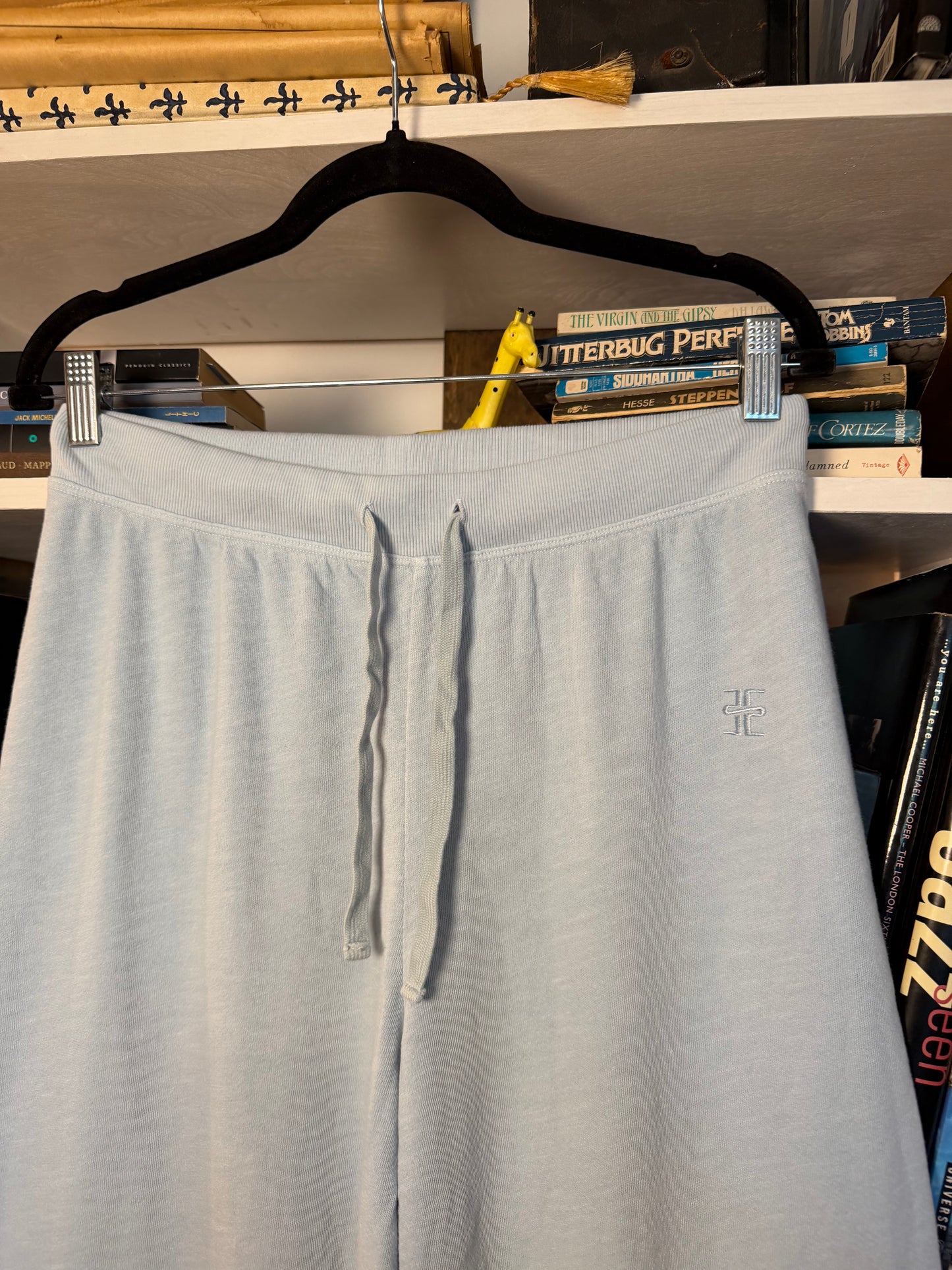 Eterne Blue Sweats