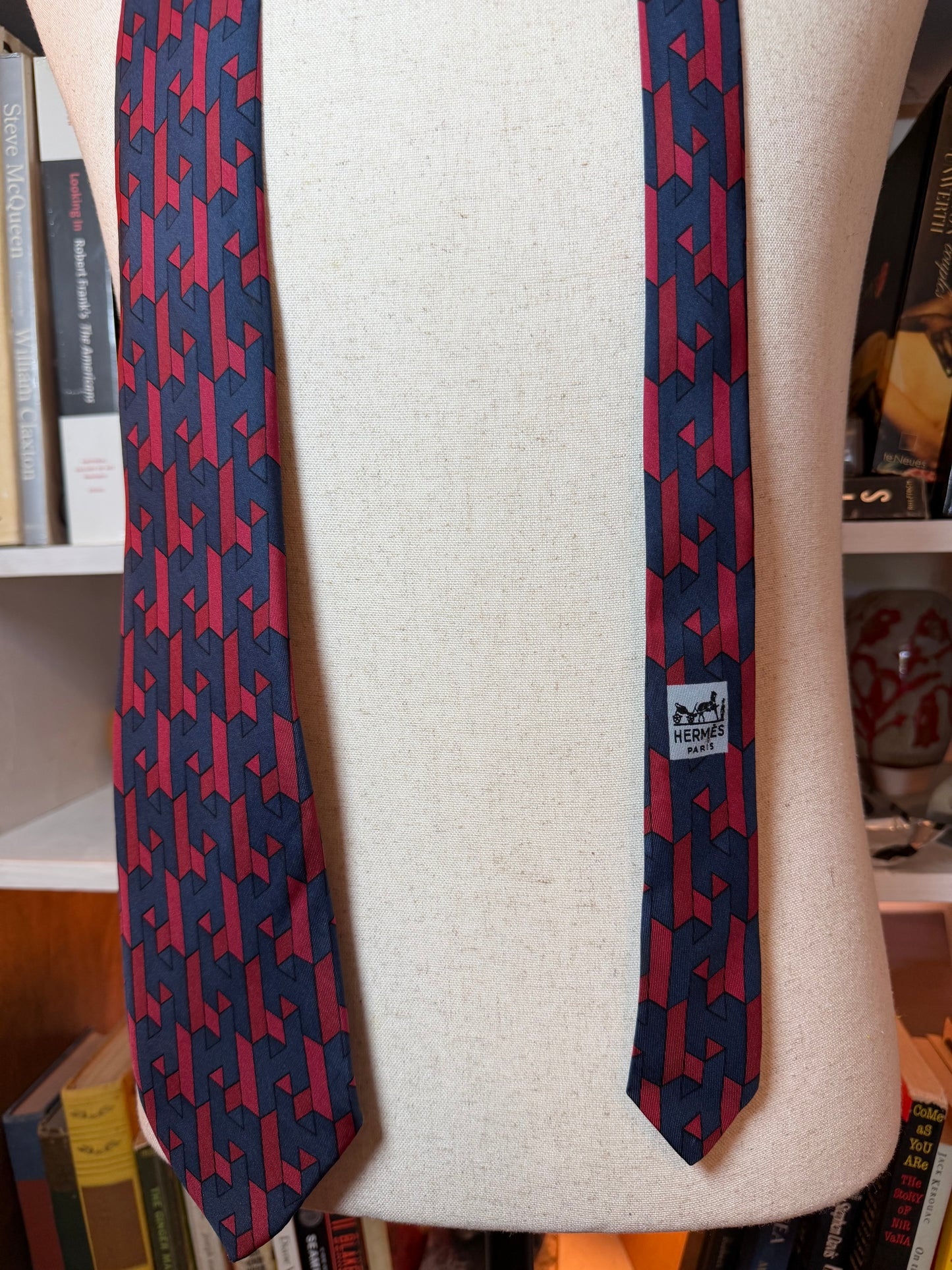 Hermès Paris Silk Tie — 1970s Abstract Geometric
