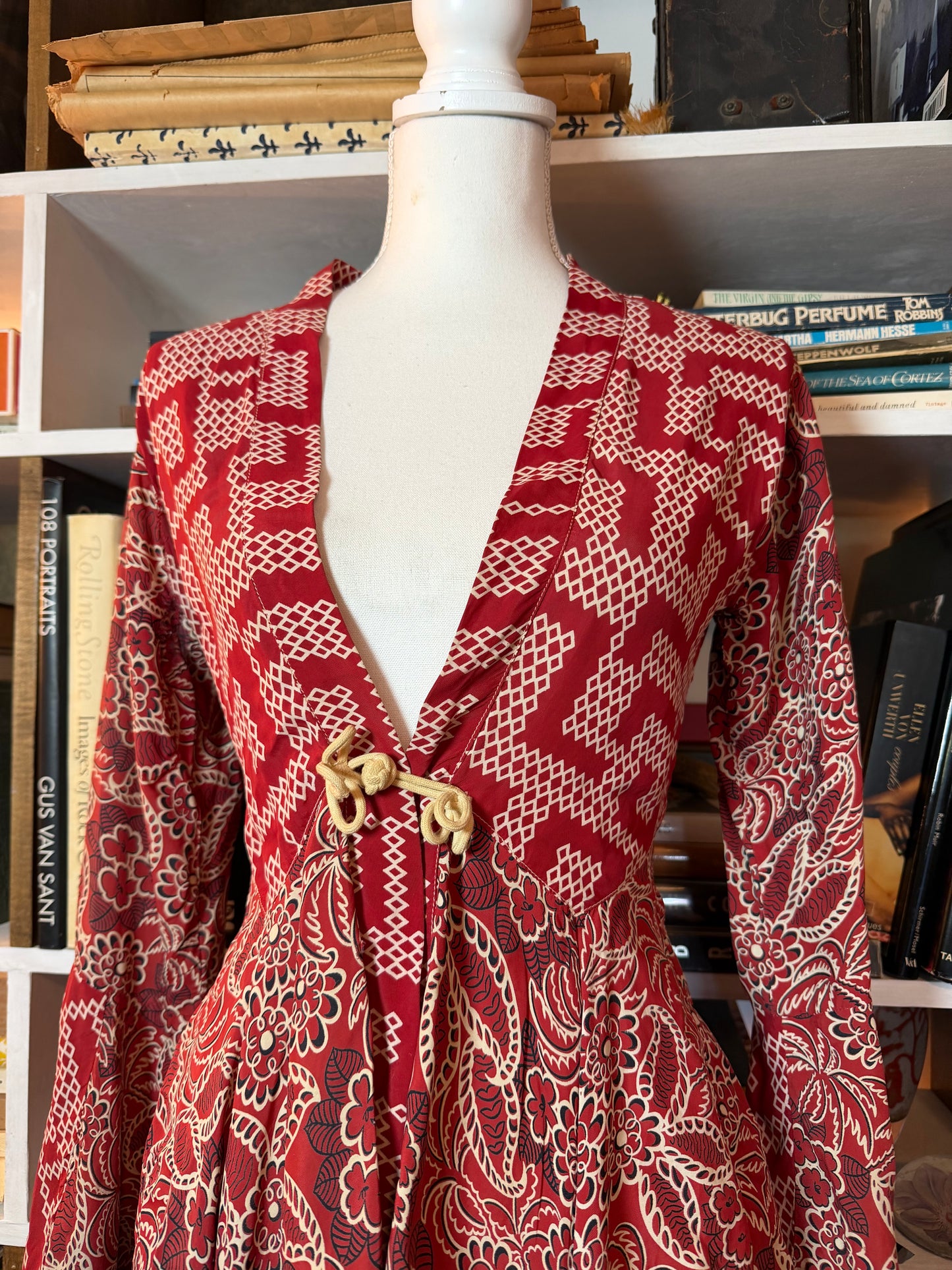 1970's Geometric Style Blouse