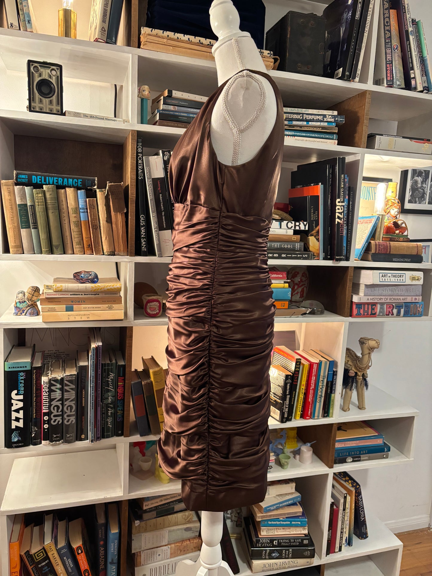 Carmen Marc Valvo Brown Silk Dress