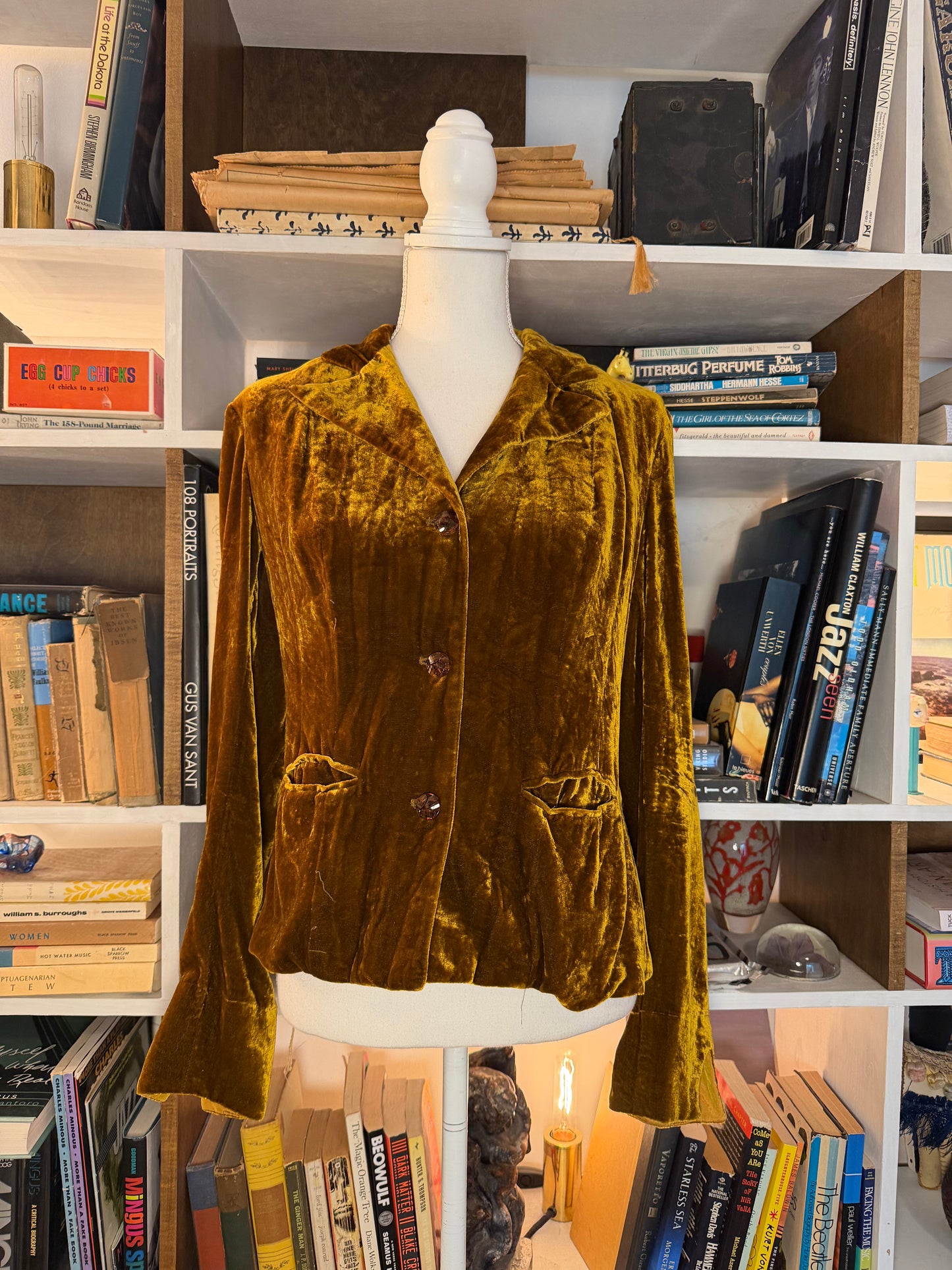 Drama amber velvet jacket