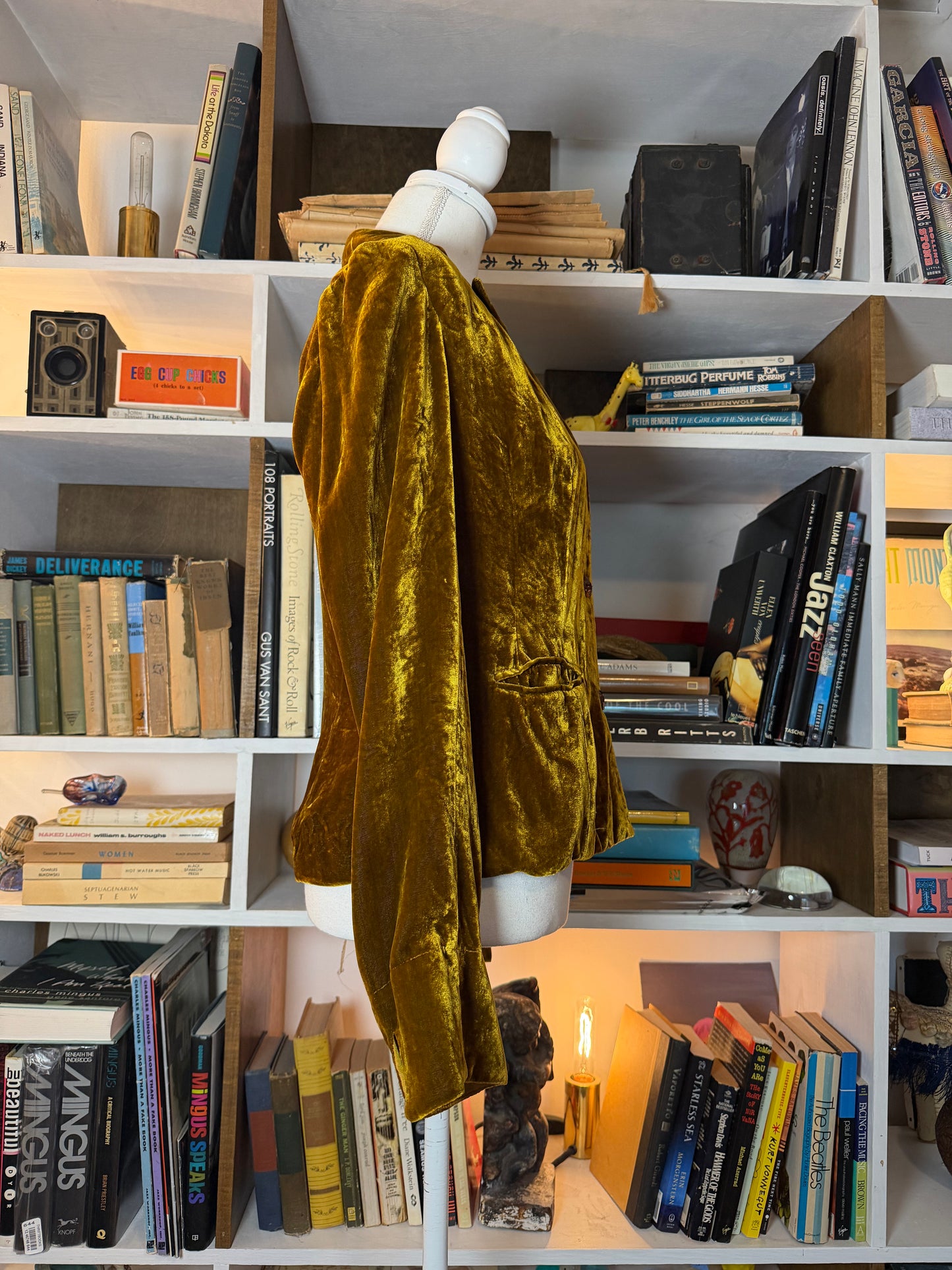 Drama amber velvet jacket